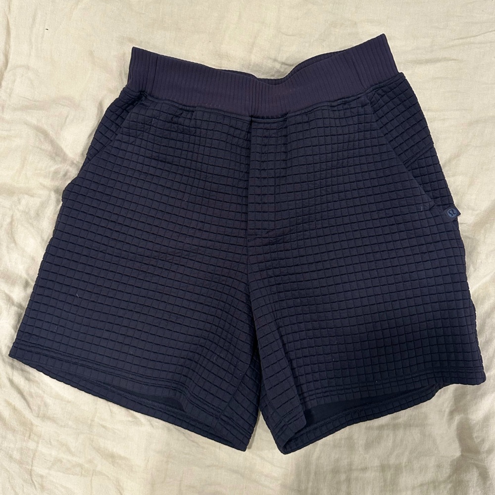 LULULEMON Black waffle shorts